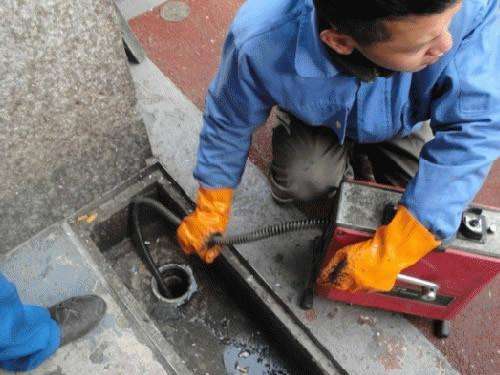 排浦镇疏通下水道