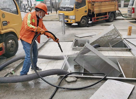 排浦镇隔油池清理